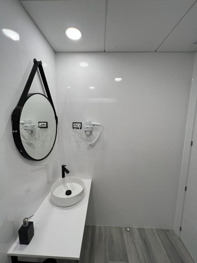 Habitacion Bruselas Style Madrid Eksteriør billede